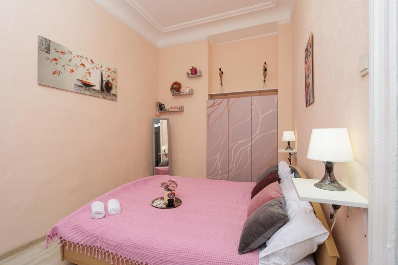 Comfortable Apartment In The Very Center Of 敖德萨 外观 照片