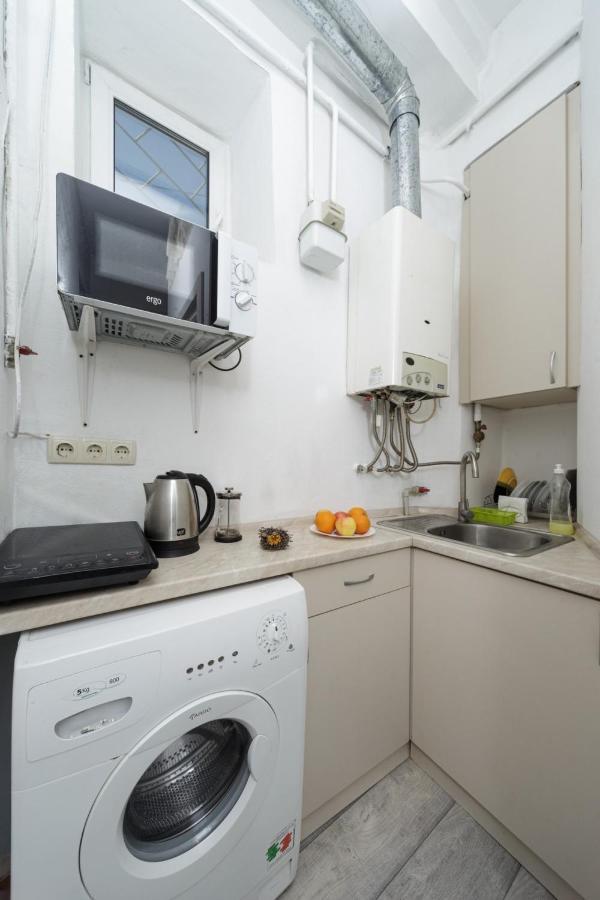 Comfortable Apartment In The Very Center Of 敖德萨 外观 照片